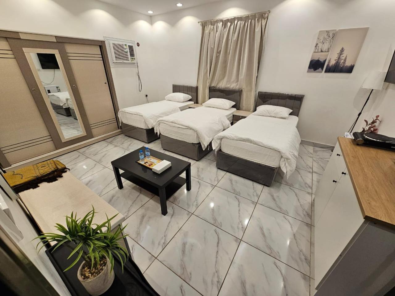 Comfortable & Big Family Apartments 10Mins Drive To Al-Masjid -Nabawi - Nozol Noor 2 Medyna Zewnętrze zdjęcie